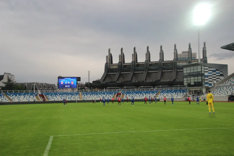 Dy futbollistë të klubit nga Superliga e Kosovës konfirmohen me koronavirus
