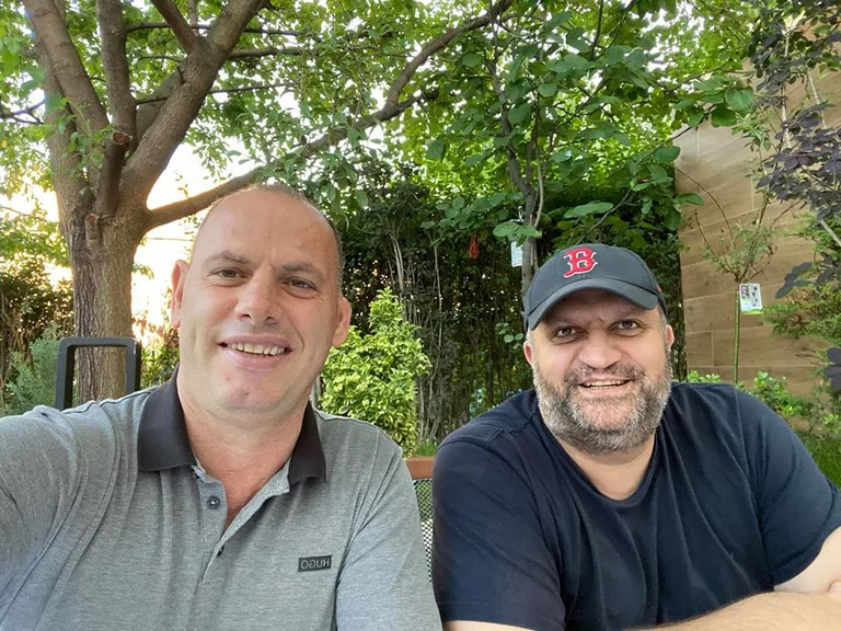 Kryetarët Ramiz Lladrovci e Shpend Ahmeti, takohen në Prishtinë, do ta vazhdojnë në Drenas