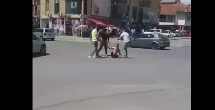 Rrahja në Prizren, policia tregon pse u sulmuan keq dy persona