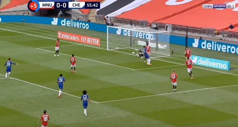 Chelsea dridh Man Unitedin në ‘Wembley’, Giroud me sukses devijon topin në rrjetë