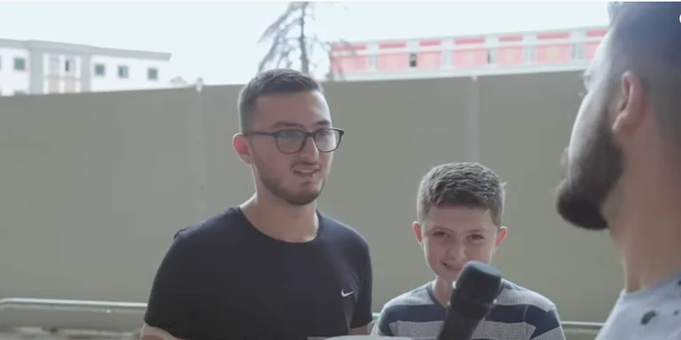 E tmerrshme: Në Shqipëri të rinjtë nuk e dinë alfabetin e gjuhës shqipe