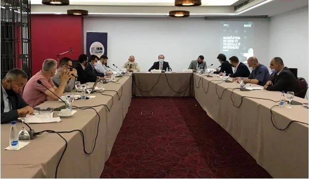 Hoti: Rreth 56 % e ndërmarrjeve janë mbyllur gjatë pandemisë