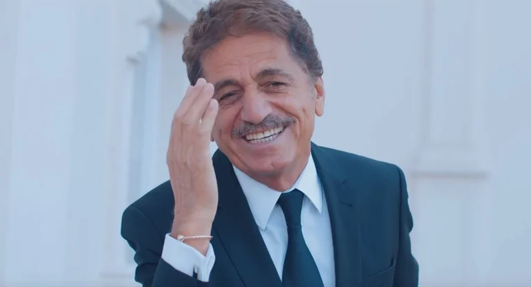 Sabriu e uron vajzën me një foto nga arkiva: Bukuria ty nuk të humbë kurrë