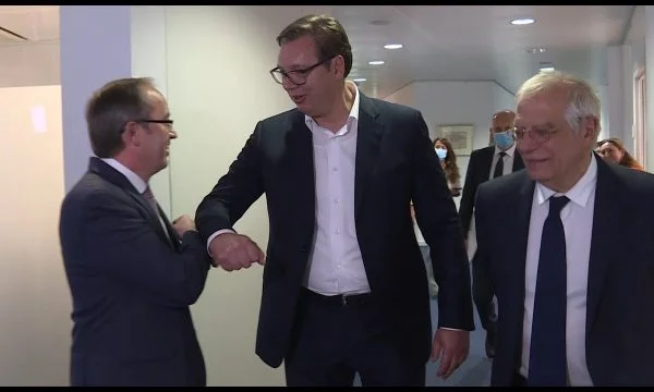 Impact de Hoti-Vucciq à Bruxelles: 20 fois déclaré État du Kosovo, 20 fois contre