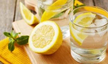 Come ridurre l'ipertensione con limone e aglio