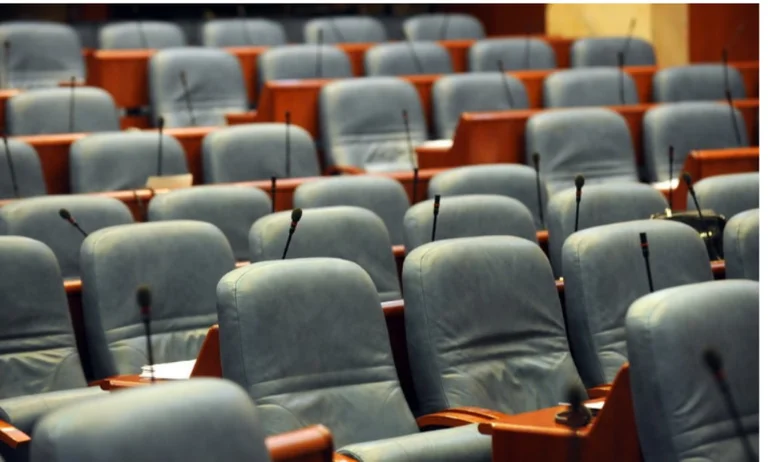 Constitución de la Asamblea de Macedonia dentro de 20 días