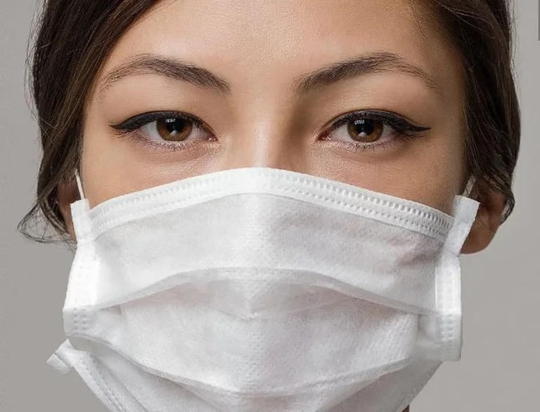 Come lo otteniamo in modo che non esca dalla maschera?