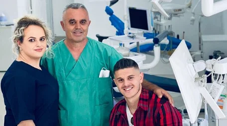 Milot Rasica ha comprato un regalo speciale a papà.