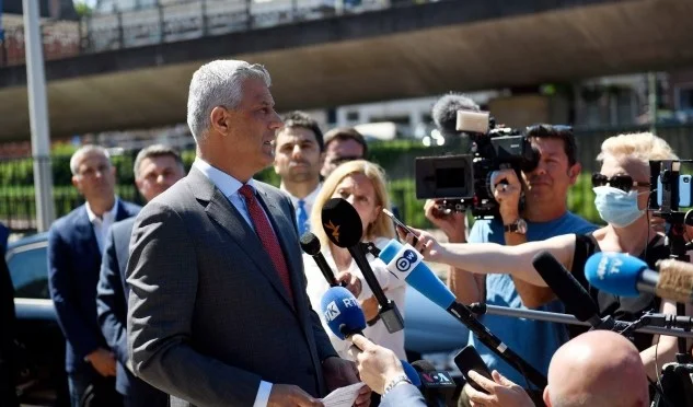 Interview des Präsidenten Thaci in Den Haag