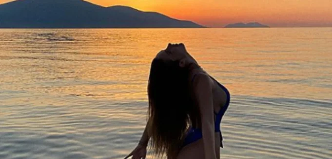 Albanian football player's girlfriend posts photos from the beach, leaves no room for imagination