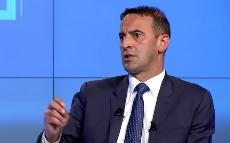 Haradinaj llama a Kurtin desertor: Error si le dice a Thaci un individuo, así es Belgrado.