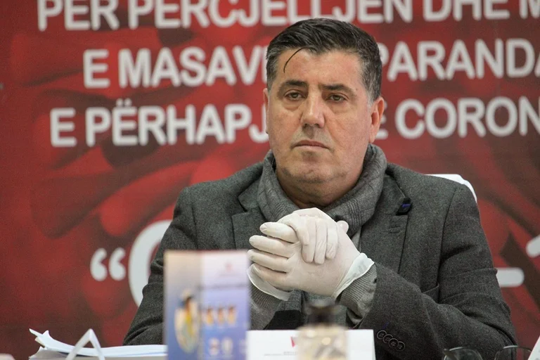 Haziri jep detaje për 19 rastet e reja me koronavirus në Gjilan