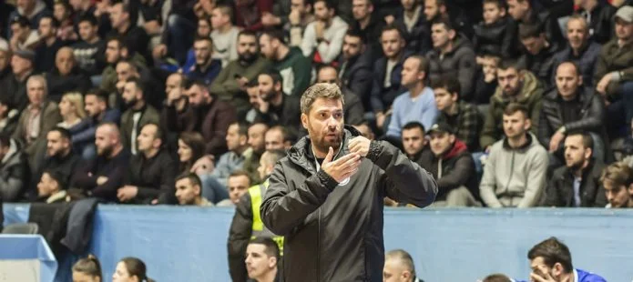 Kosovos griechischer Trainer: Wir machen jeden Kosovar stolz auf uns