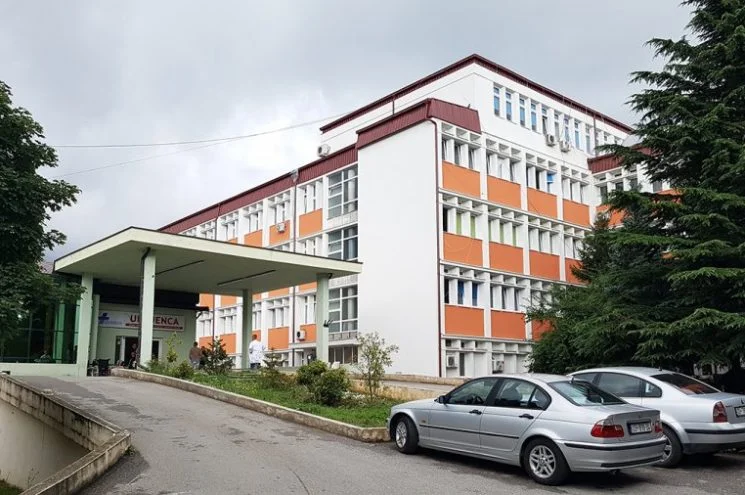 898 qytetarë kërkuan ndihmë mjekësore gjatë fundjavës në spitalin e Pejës