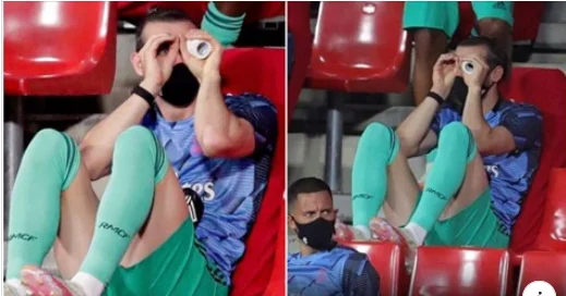 Gareth Bale ha perso completamente la testa, ha fatto di nuovo gesti infantili in banca ieri sera.