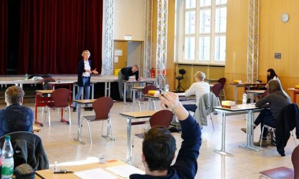 Study: Very small number of people affected by Avid-19 in German schools