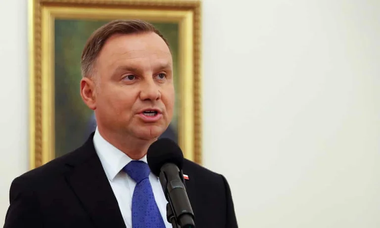 Poland in fever: Poppulist Duda wins presidential election