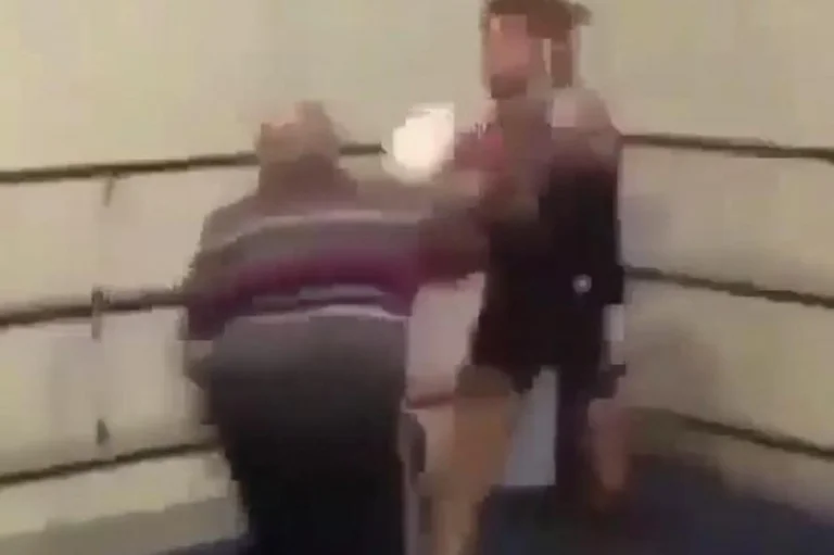 Almost incredible: 70-year-old boxer absolutely destroys much younger opponent in the ring