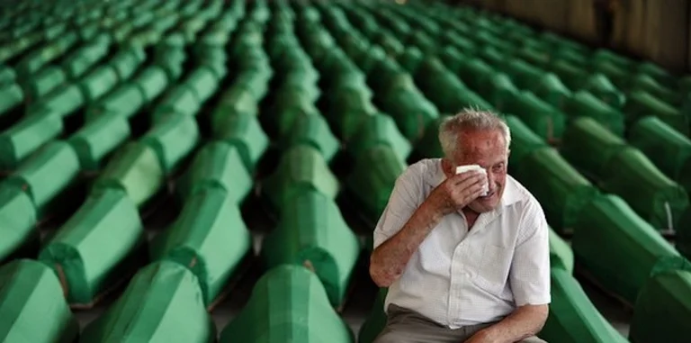 Britain stresses that Srebrenica massacre constitutes genocide, vows to justice