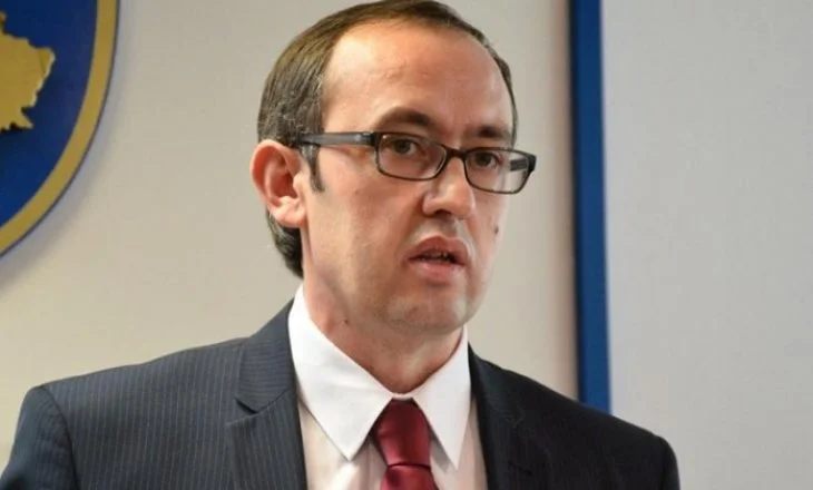 Hoti: Jemi pranë të gjitha familjeve që kanë të prekur me koronavirus, Zoti na ndihmoftë