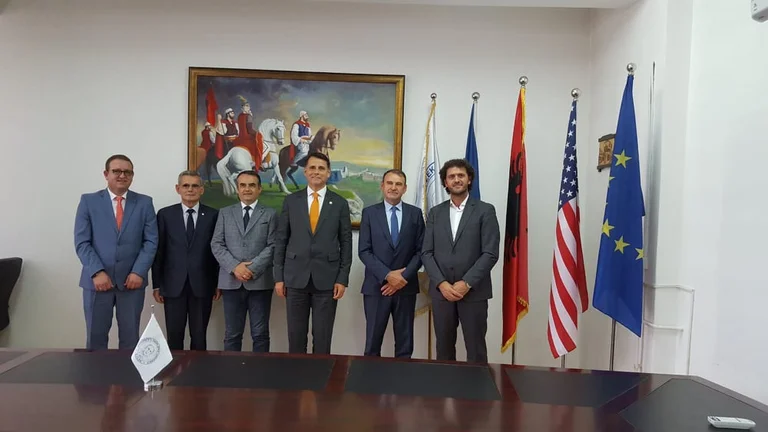 Déclaration de la Conférence des recteurs de l'Université publique du Kosovo