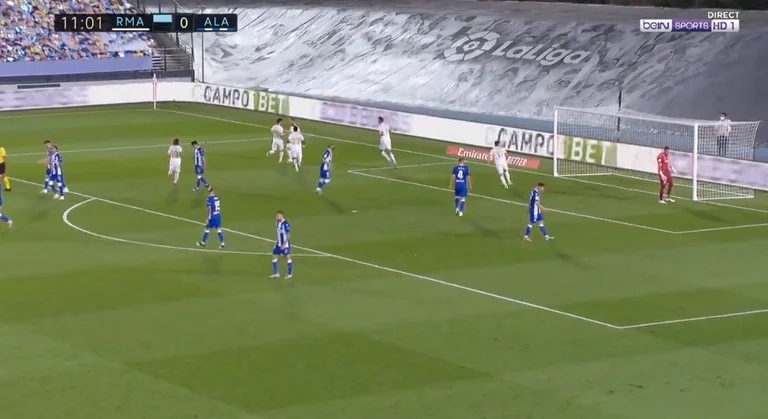 Real Madrid in testa contro Alaves con una penale