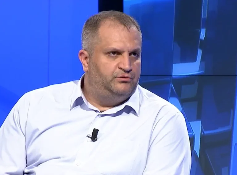 Ahmeti: Noch mehr Menschen, die heute Abend in Pristina infiziert sind