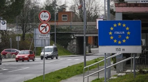 Italy closes borders for Northern Macedonia, 13 other states