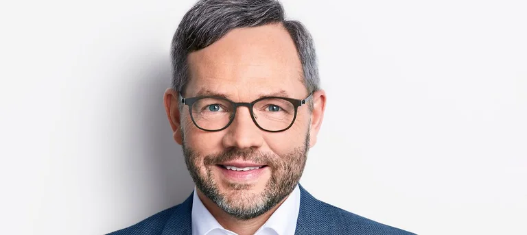 Roth: Kosovo sollte ihm die Visa geben, die wir versprochen haben