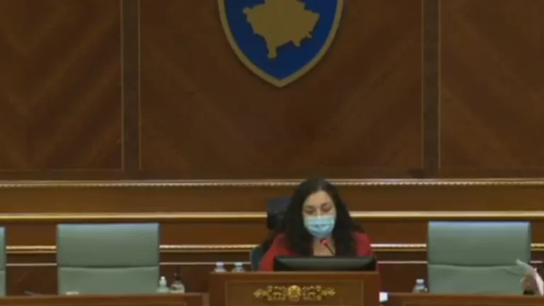 Vjosa Osmani scrive al Primo Ministro Hoti