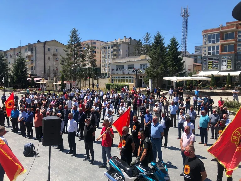 Even KLA veterans in Skenderaj protest special charges