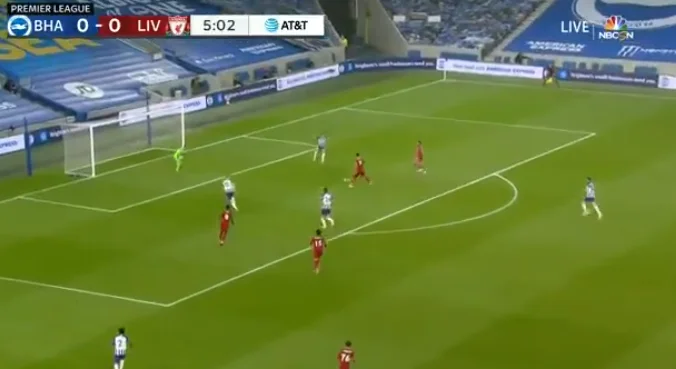 La red Brighton de Salah ) Liverpool en doble superioridad
