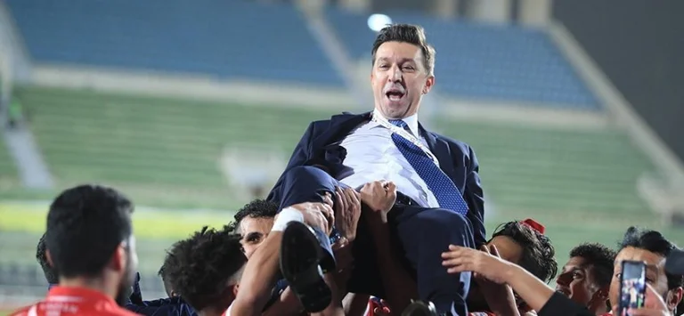 Fenerbahce looking to coach: Albanian coach one of the candidates