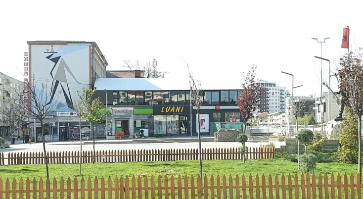 Ferizajasi futet në lokal dhe rrah një person, i then nofullën