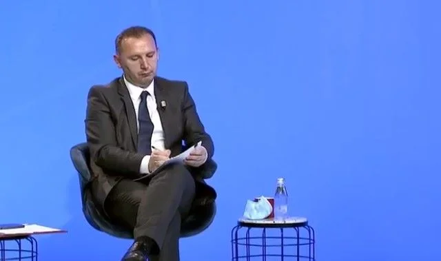 Ministri Zemaj: Nuk kam mos-koordinim me kryeministin Hoti