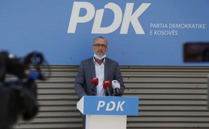 Haxhiu, PDK: Situata e rëndë me pandemi, të miratohet ligji anti-COVID me masa e ndëshkime të rrepta