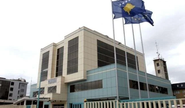 Zyrtarë të MPB-së imfektohen me koronavirus, mbyllet Qendra e Regjistrimit të Automjeteve