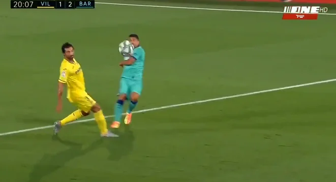 Super Suarez kthen në avantazh Barcelonën
