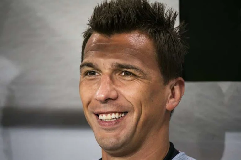 Mario Mandzukic bëhet agjent i lirë
