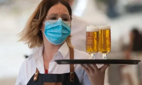 Studimi mjekësor: Një në 10 pacientë me koronavirus që humbin shijen dhe nuhatjen, nuk e rifitojnë më