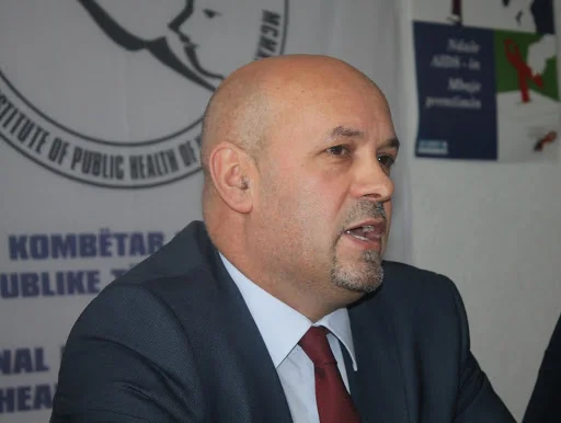 Infektologu Sadiku: Bartja e maskës është patriotizëm i ditëve të sotme
