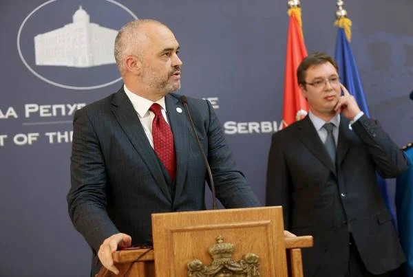 Rama: Nëse Kosova dhe Shqipëria janë një, Vuçiqi mund të shkojë edhe në hënë po të dojë – përballë na ka ne