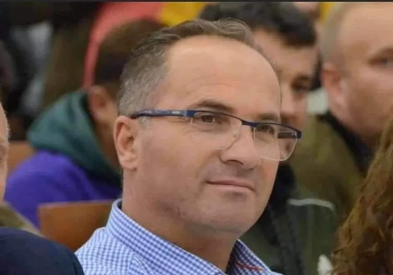 Krasniqi: Lejohet mbajtja e dasmave dhe hapja e pishinave deri me 50 persona