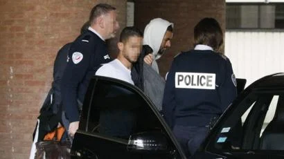 Benzema akuzohet për shantazh, kërkohet të paraqitet në gjykatë