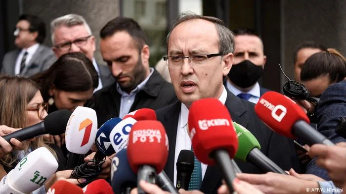 Hoti deklarohet për emërimet e shumta të zëvendësministrave