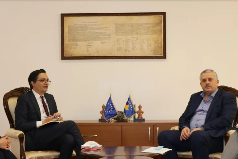 Veliu në takim me këshilltarin politik të Lajçak – flasin për dialogun