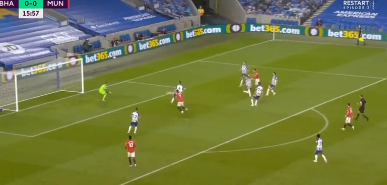 Manchester United en exceso, espectacular gol por Mason