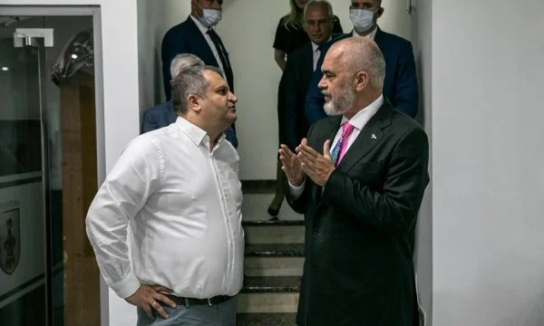 Shpend Ahmeti bezieht sich auf das, was beim Treffen mit Edi Rama besprochen wurde