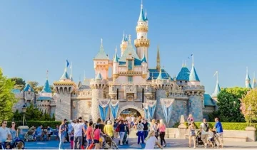 Réouverture de Disneyland reportée