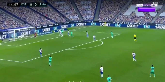 Der erste Teil endet, Real Madrid an der Spitze mit dem Casemero Ziel
